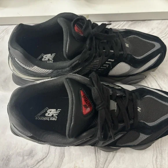 New Balance 9060 - Picture 4 of 4